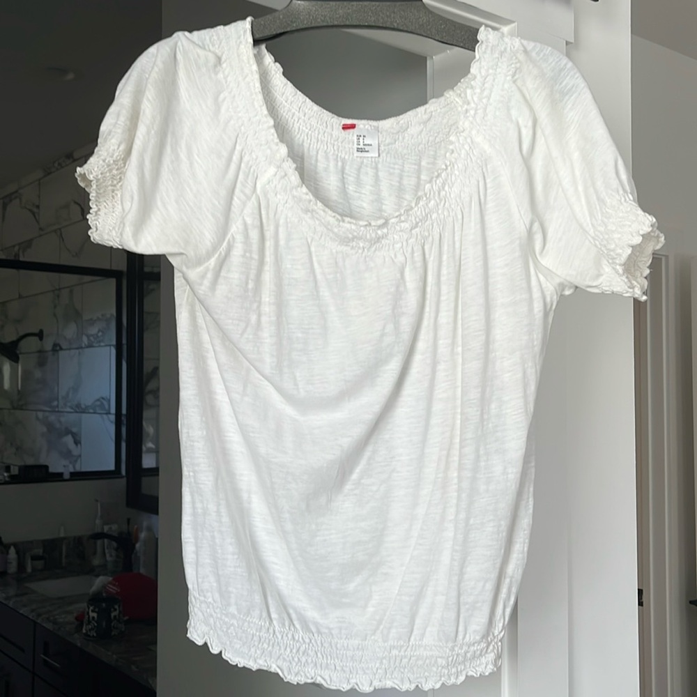 Divided white mocked peasant top-Size 6